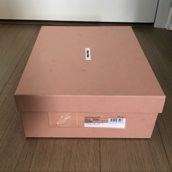 Miu Miu cream suede wooden wedges - Picture 7 of 7